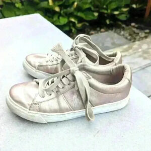 Girls Polo Ralph Lauren Sayer Logo Embroidered Leather Sneaker  Mettalic- size 4